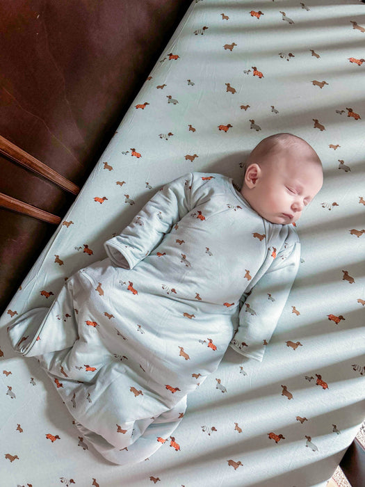 Gunamuna Woof Crib Sheet