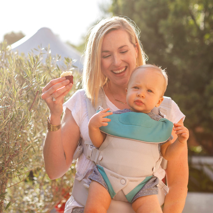 Infantino Flip 4-in-1 Light & Airy Convertible Carrier