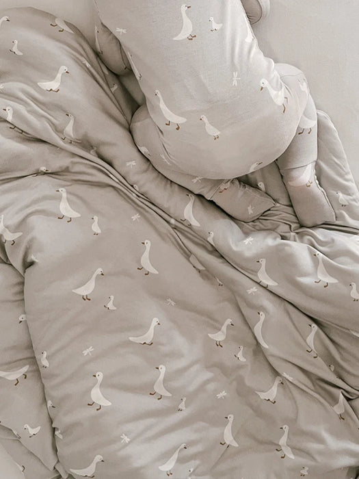 Gunamuna Goose Cloud Blanket