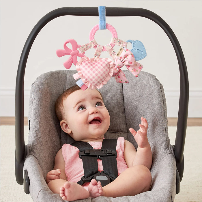 Itzy Ritzy Bitzy Busy Ring Bow