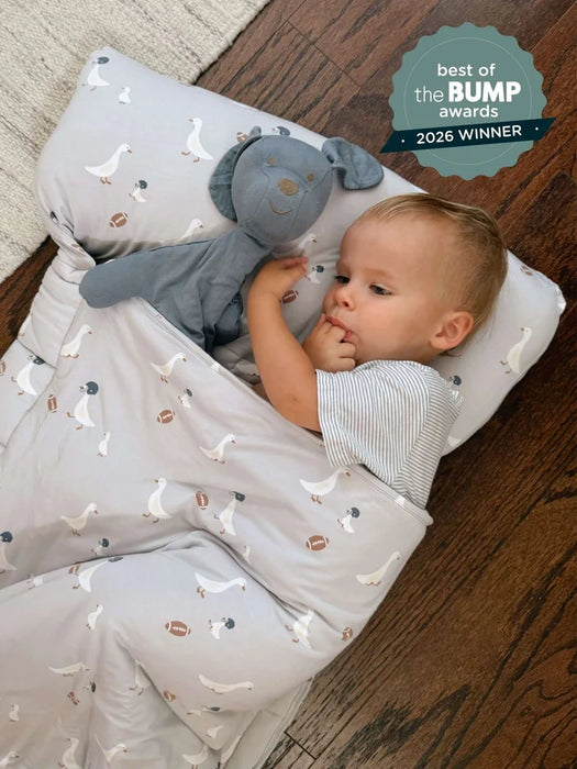 Gunamuna Football Goose Nap Mat