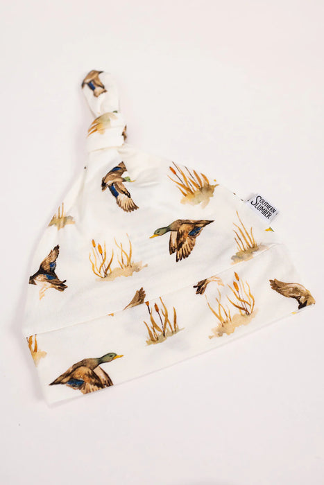 Southern Slumber Ducks Knotted Hat