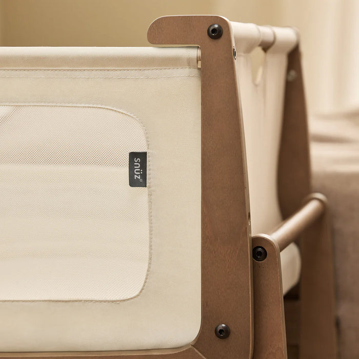 Snuz Pod Bedside Bassinet - Walnut