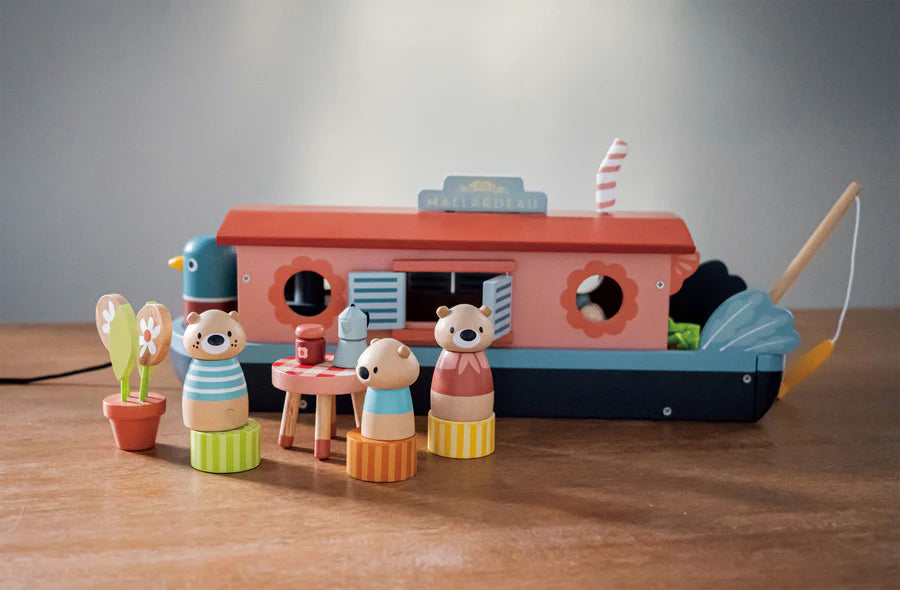 Tenderleaf Little Otter Canal Boat