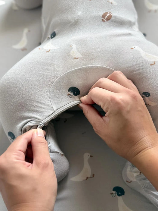 Gunamuna Football Goose Convertible Pajama