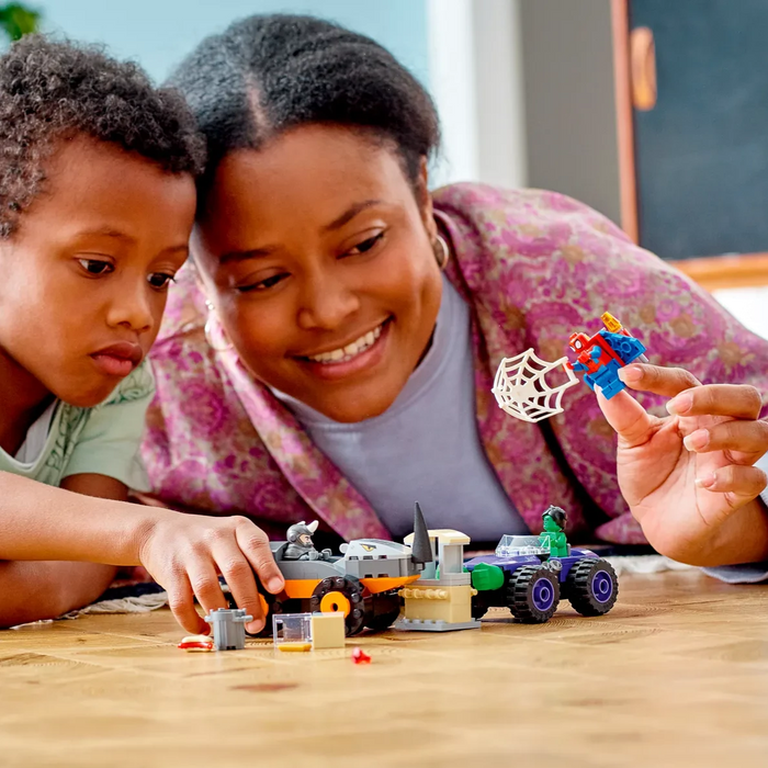 Lego Hulk vs Rhino Truck Showdown