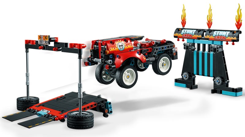 Lego Technic Stunt Show Truck & Bike