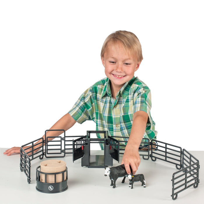 Big Country Toys 12 pc Ranch Set