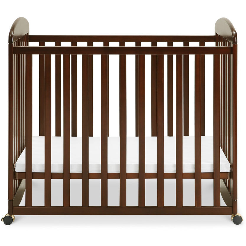 DaVinci Alpha Mini Rocking Crib — Cullen's Babyland & Playland